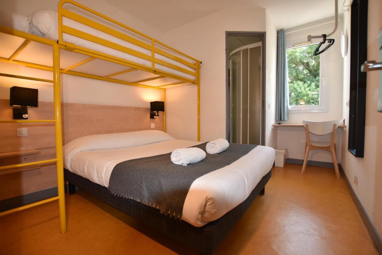 Face West Le Pontet Hotel Le Pontet  Exterior photo